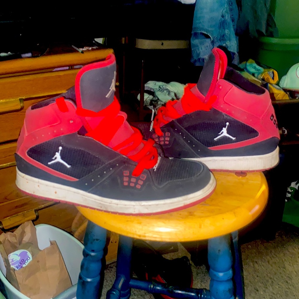 Red & Black Jordan’s 10.5